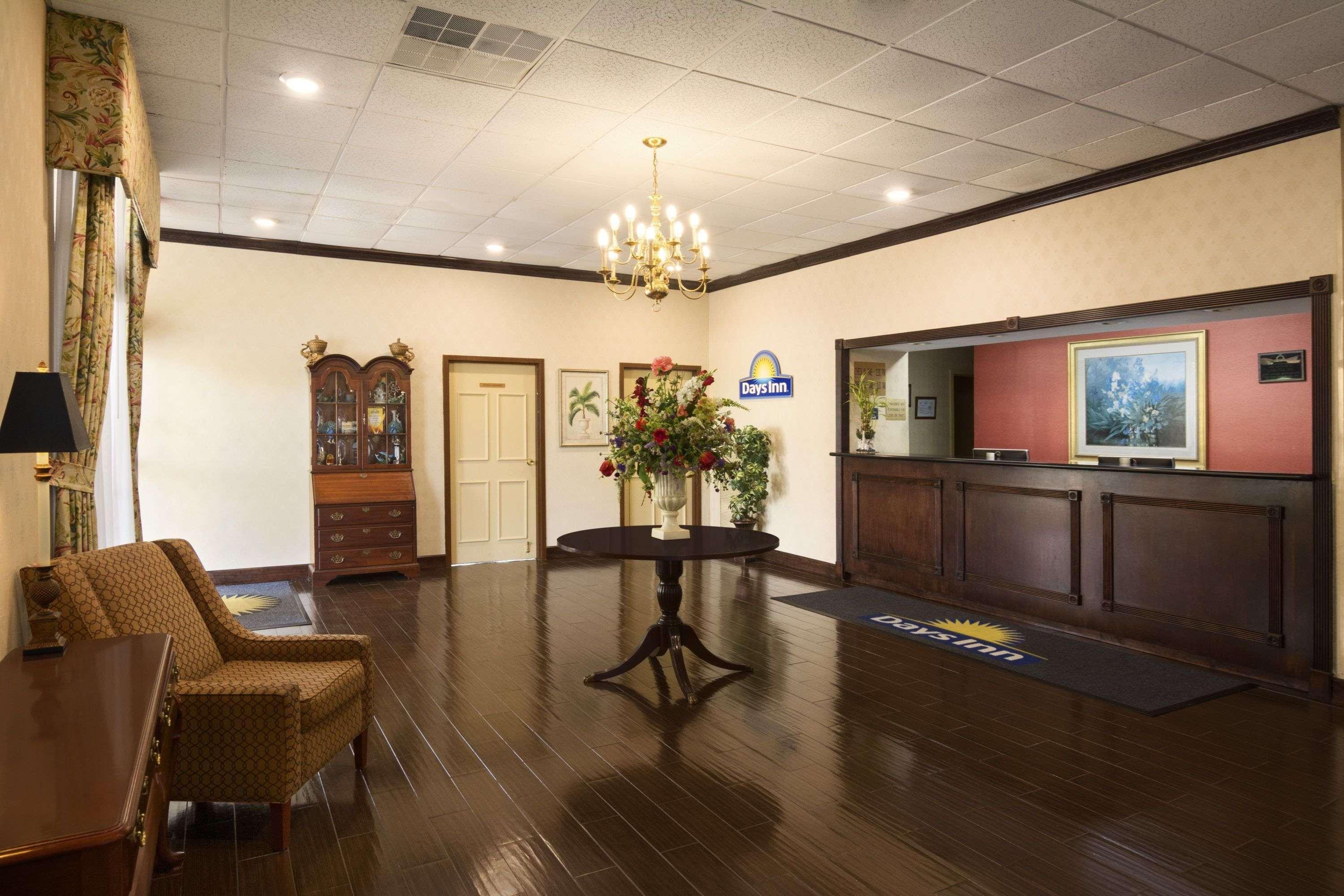 Days Inn By Wyndham Rome Downtown Extérieur photo