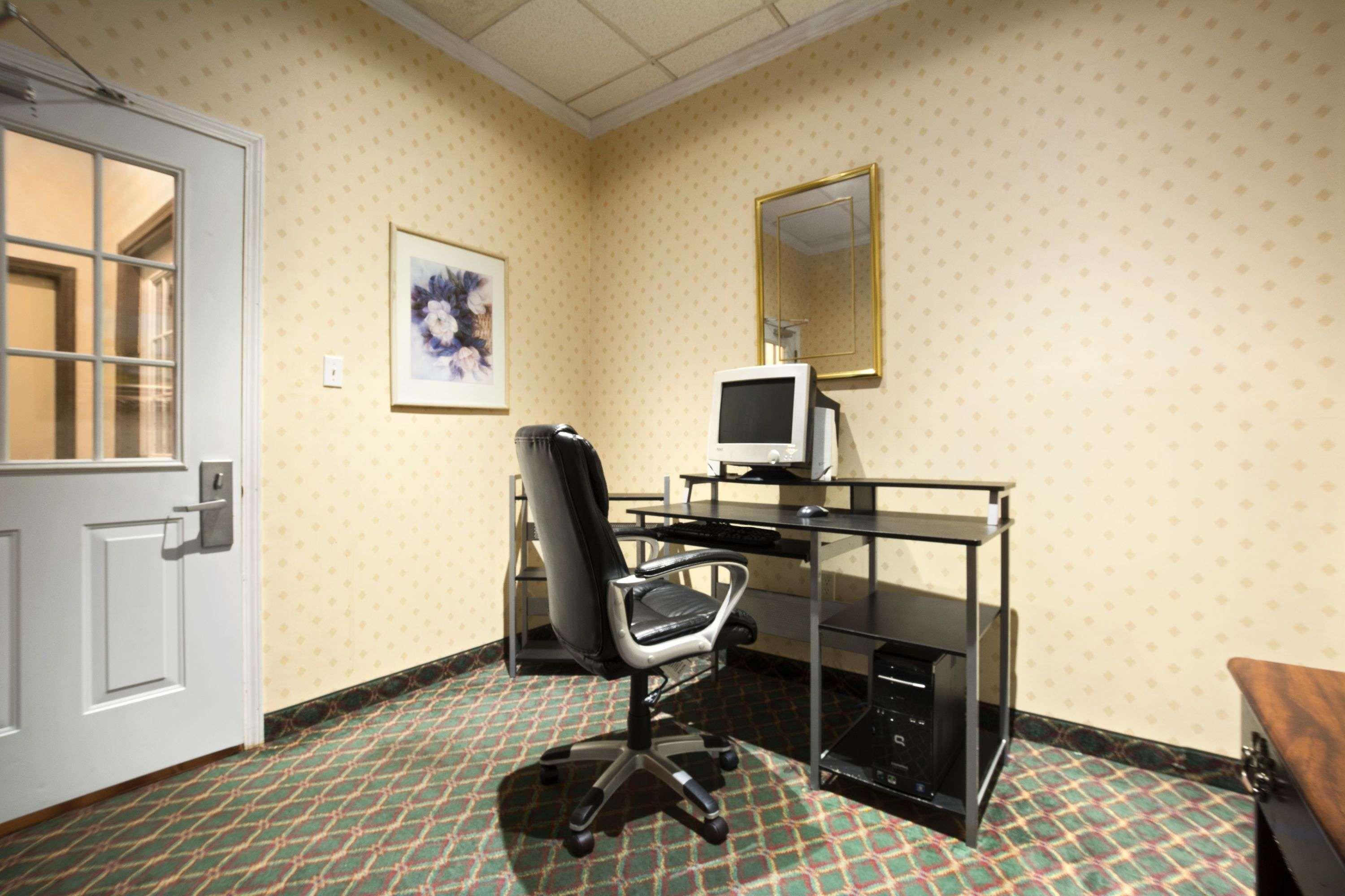 Days Inn By Wyndham Rome Downtown Extérieur photo